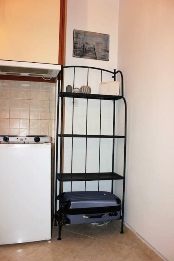 Central Studio! Fiber Wifi, Ac, Private, Self Check-In! Thessalonique Extérieur photo