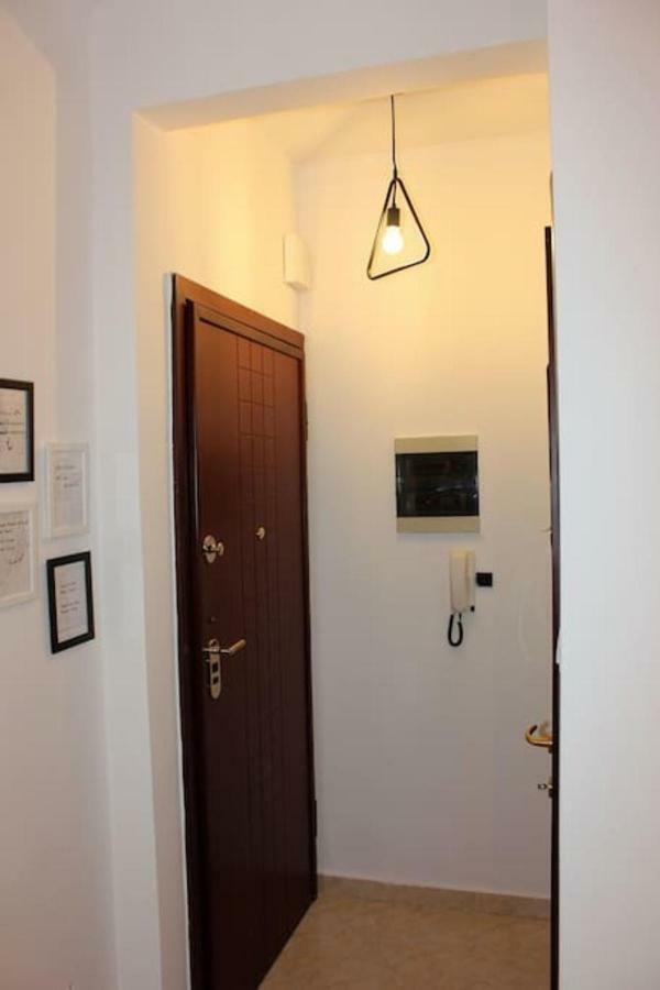 Central Studio! Fiber Wifi, Ac, Private, Self Check-In! Thessalonique Extérieur photo